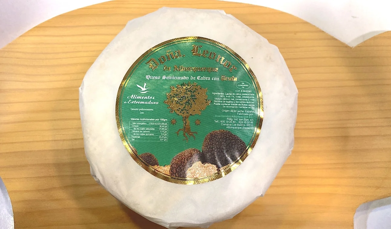 QUESO SEMICURADO CON TRUFA “DOÑA LEONOR DE ALBURQUERQUE”