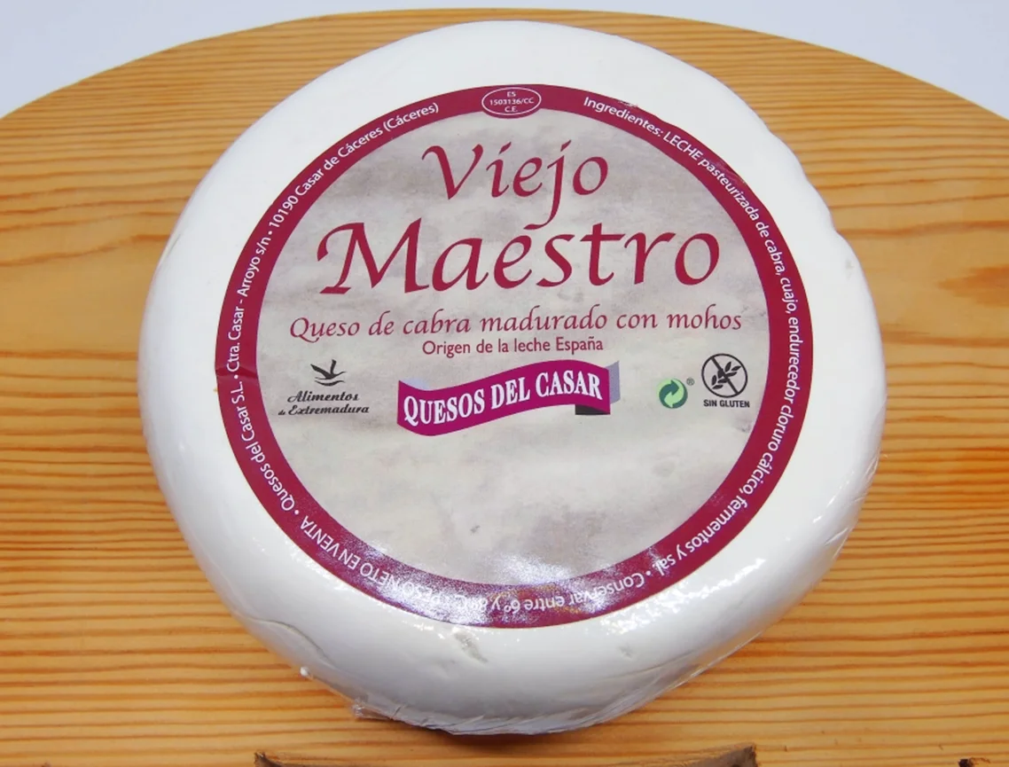 QUESO MADURADO CON MOHO “VIEJO MAESTRO”
