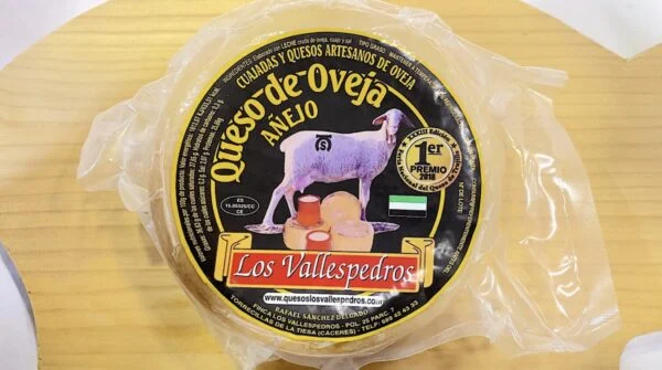 QUESO AÑEJO “LOS VALLESPEDROS”